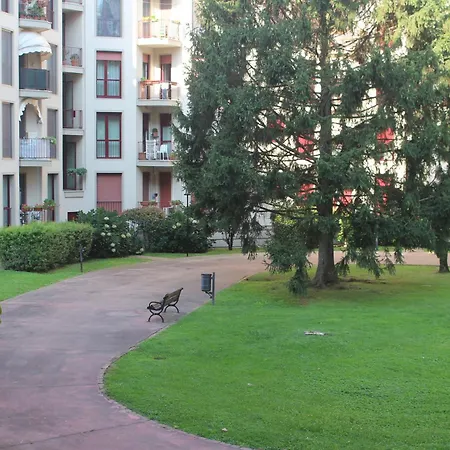 Lore Apartment